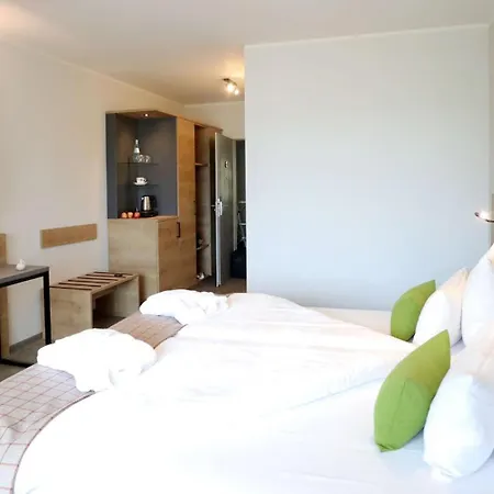 Western Polisina Hotel 4*