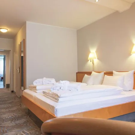 Western Polisina Hotel 4*
